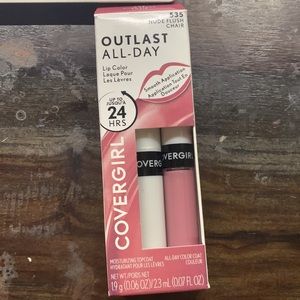 Covergirl Outlast All-Day Lip Color with topcoat